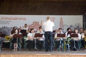 pvfduy038Fg